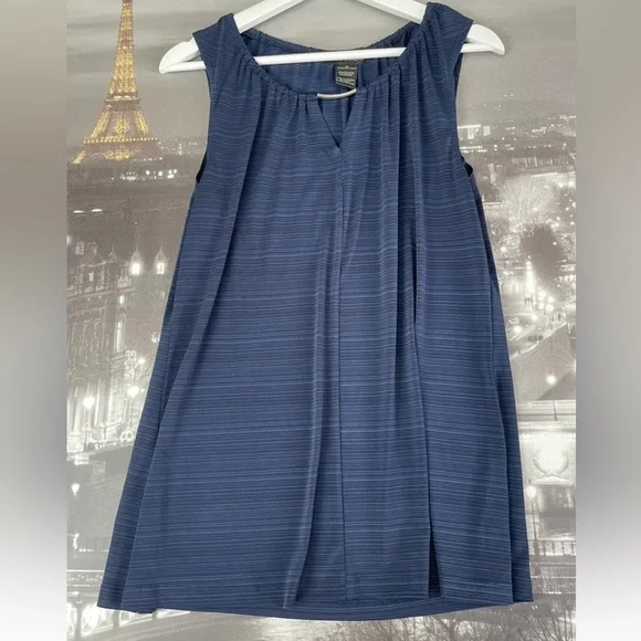 Susan Lawrence Top Sleeveless Navy Blue Size XL Metal Detail on the neck - Picture 2 of 8